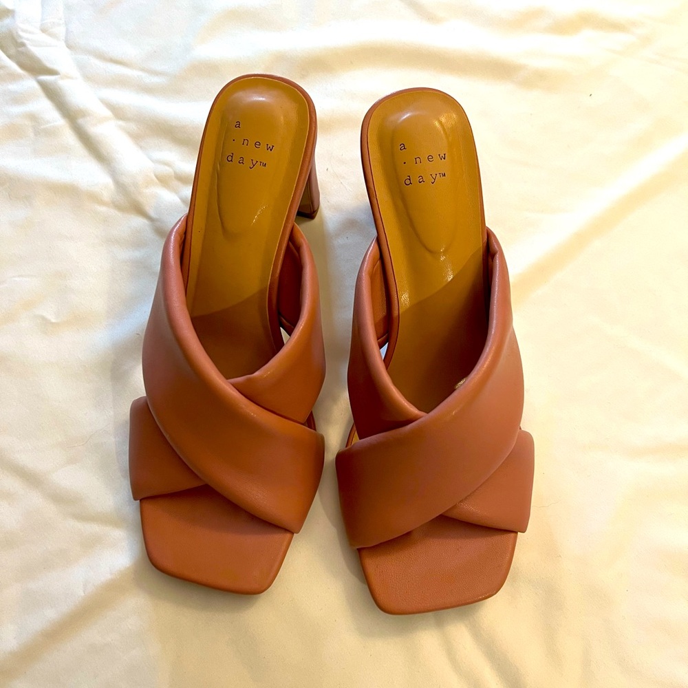 A new day brand. Pink